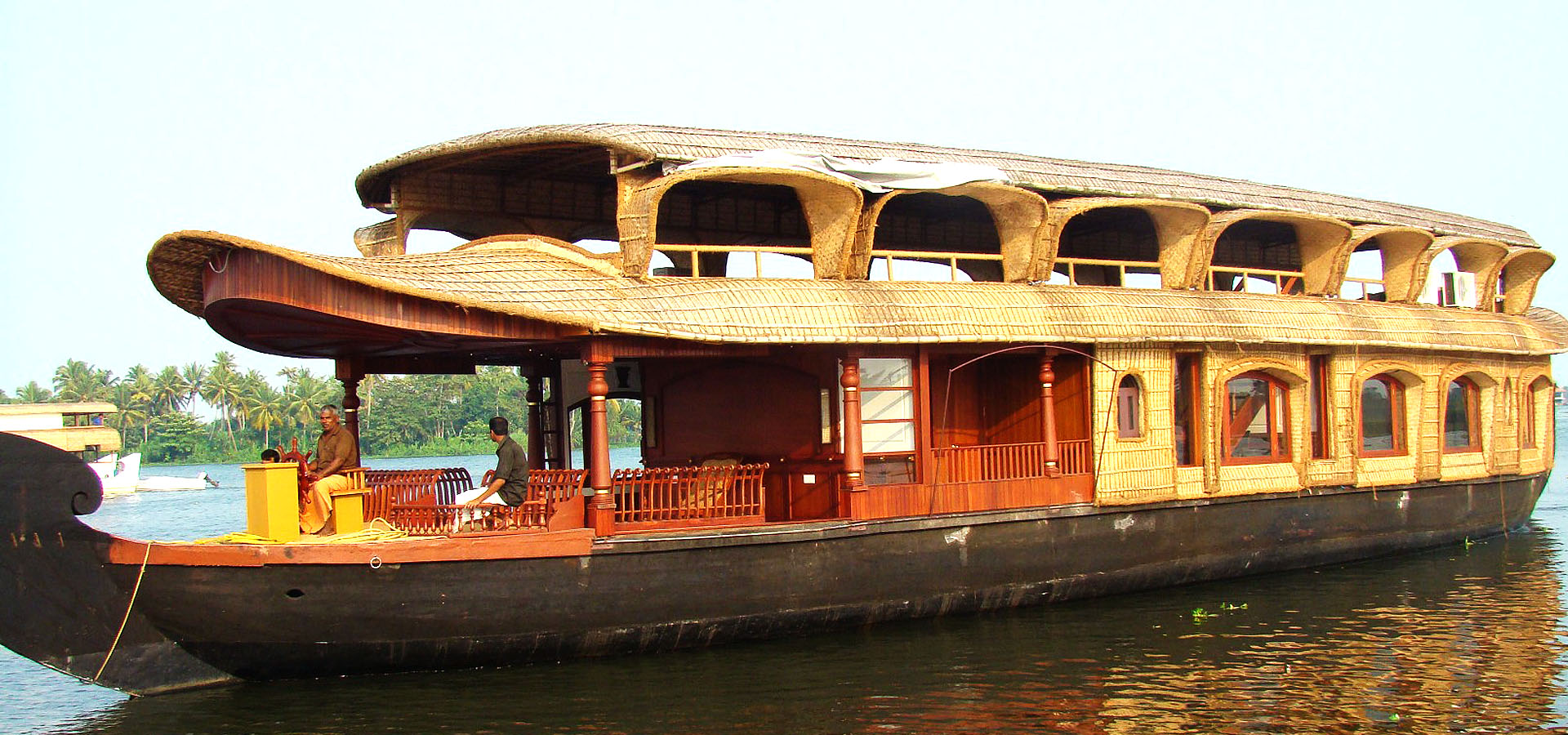 ART N CRAFT Kerala Houseboat Builders, Luxury Houseboat Manufacturers